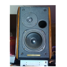 Sonus faber Concertino Bookshelf Speakers 2.0 Wired 8 Ohm Wood Black/Brown