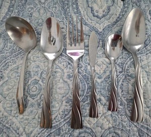 6 Piece Oneida Wind Dance Stainless Steel Flatware Serving Set