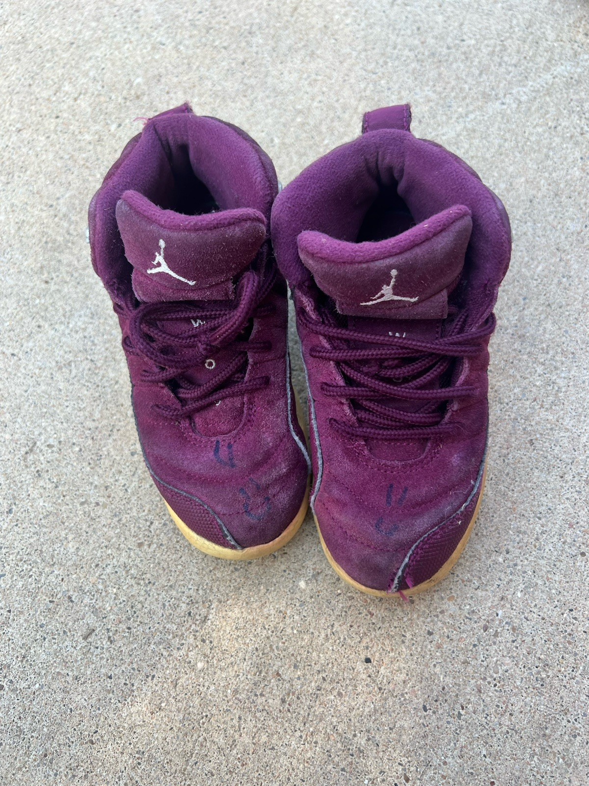 Air Jordan 12 Retro "Bordeaux" sneakers Size 11c