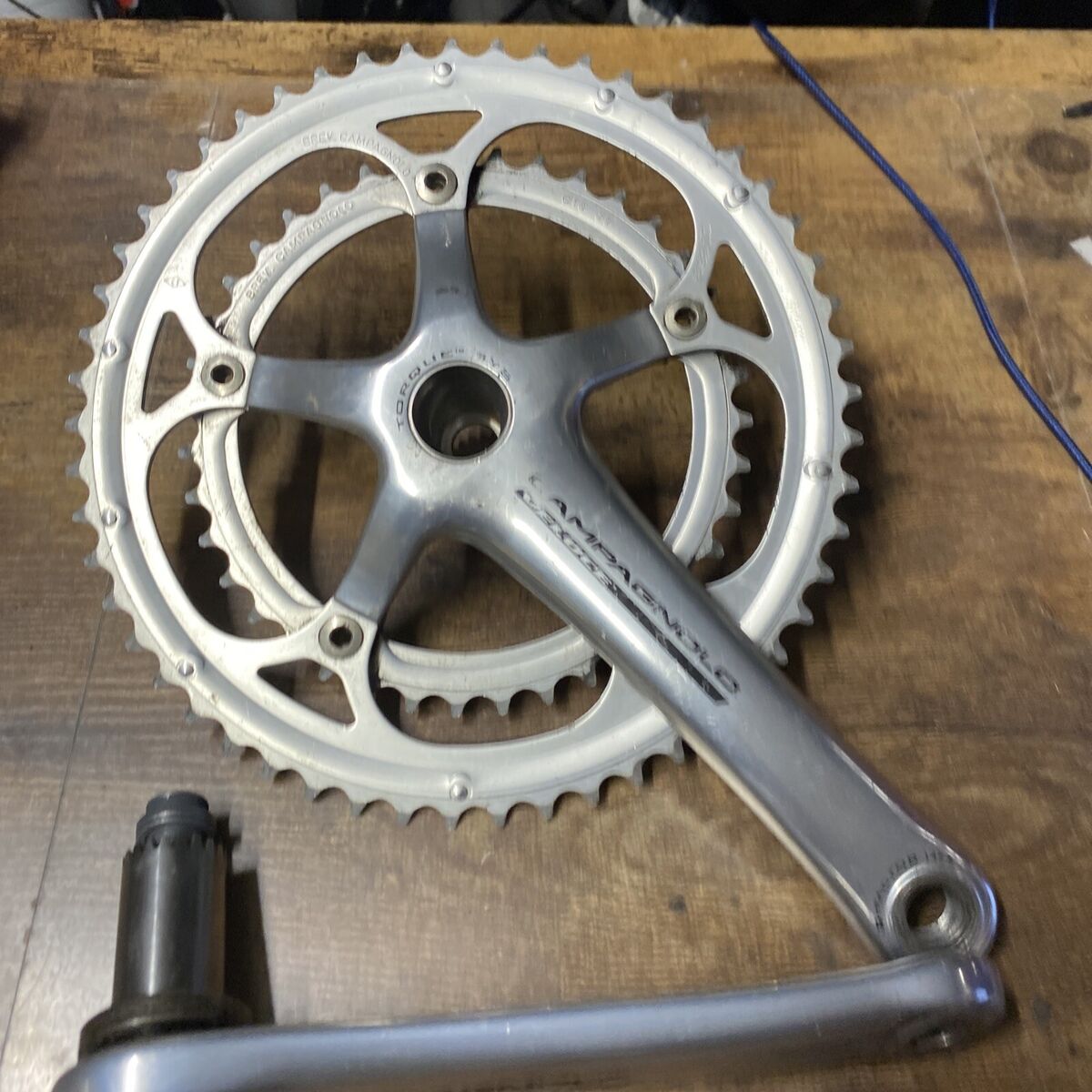 Campagnolo Veloce Ultra Torque 10 Speed Crank Set 172.5 53 Campagnolo Veloce Ultra Torque 10 Speed Crank Set 172.5 53