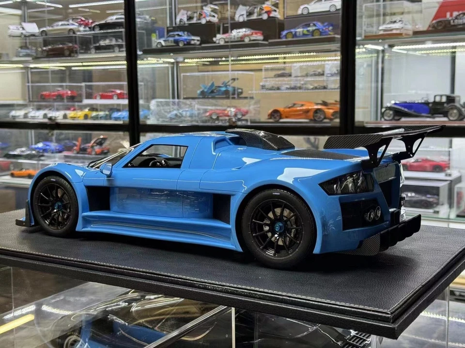 Gumpert Apollo (azul) [personalizado] escala 1/8 - Imagen 4 de 4