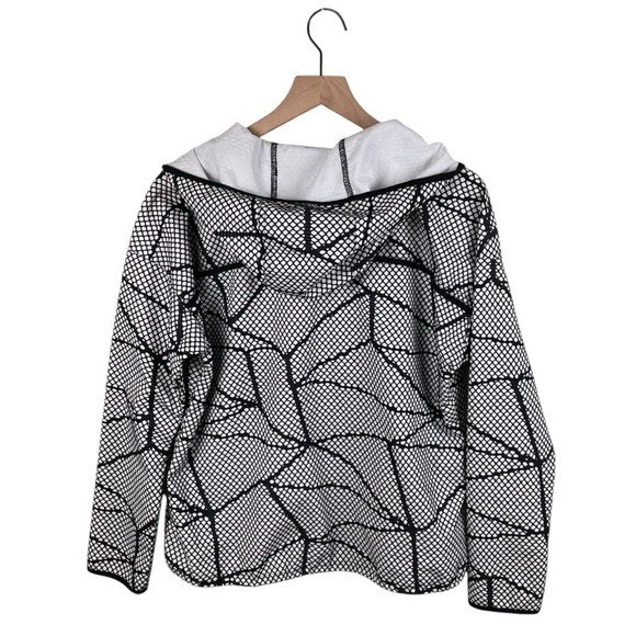 beyond-yoga chromatic quarter zip windbreaker hoodie