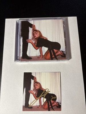 c*i様 Sabrina Carpenter Man'sBestFriend 直 Sabrina Carpenter Signed Man's Best Friend CD & Insert In Hand