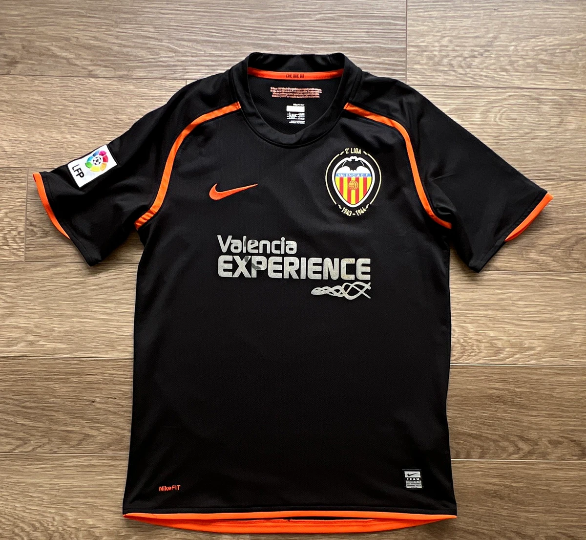 ウェア Valencia CF Nike Jersey Nike Valencia International Club Soccer Fan Jerseys for sale | eBay