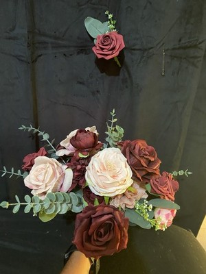 Champagne And Burgundy Hand Tied Style With Matching Boutonnière