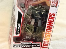 Netflix Transformers War for Cybertron Trilogy Autobot Hound - WFC new & sealed