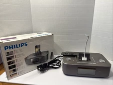 Philips DC290B Docking Entertainment System iPhone iPod Alarm Radio w/ Remote 