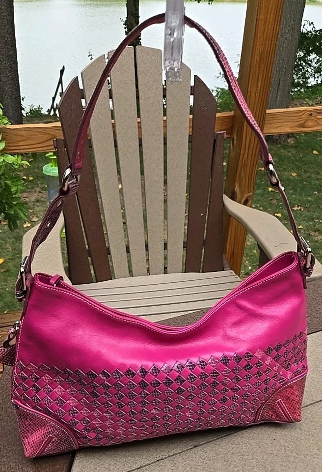 Sharif Studio Leather Pink Diamond/Reptile  Print Shoulder Bag. - Image 3 of 4