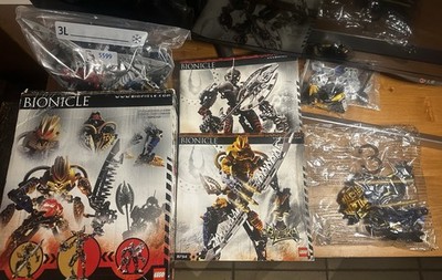 LEGO Bionicle 2006 in Brutaka Box (8734) und Axonn (8733) komplett