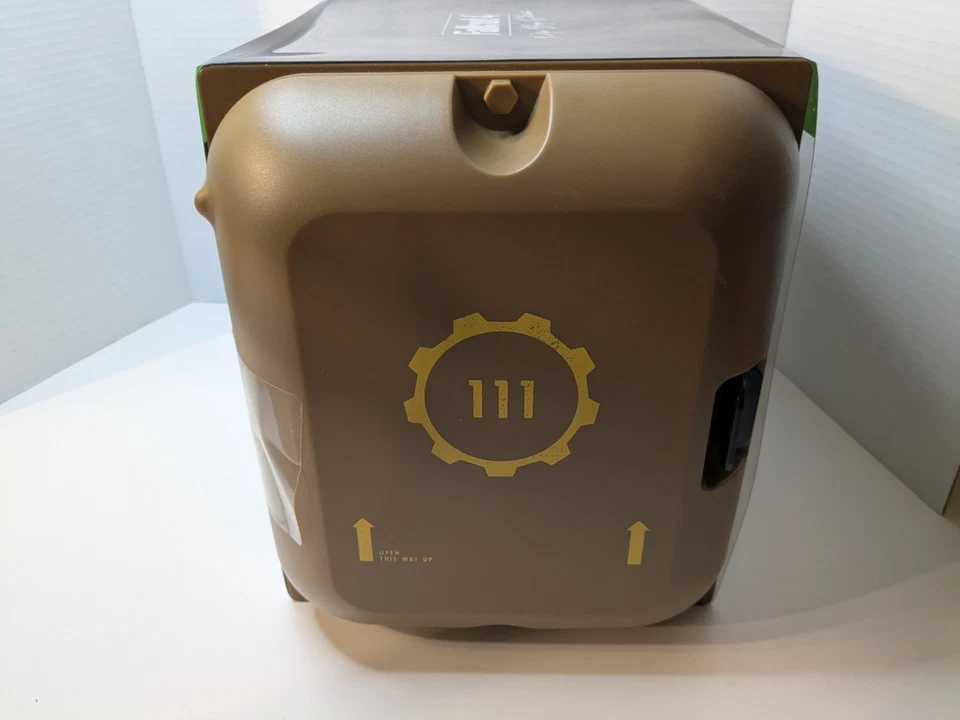 Fallout 4 Pip-Boy Collector's Edition Microsoft Xbox One Sealed New - Image 4 of 4