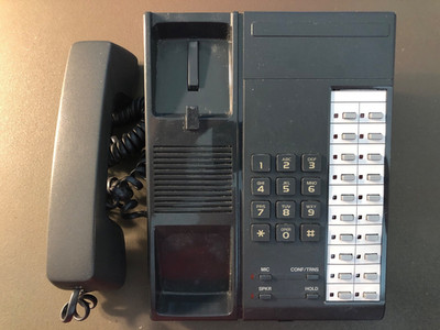 Toshiba EKT- 6520H  20 Button Wall/Desk Extension Phone w/Fresh CardStock Label 