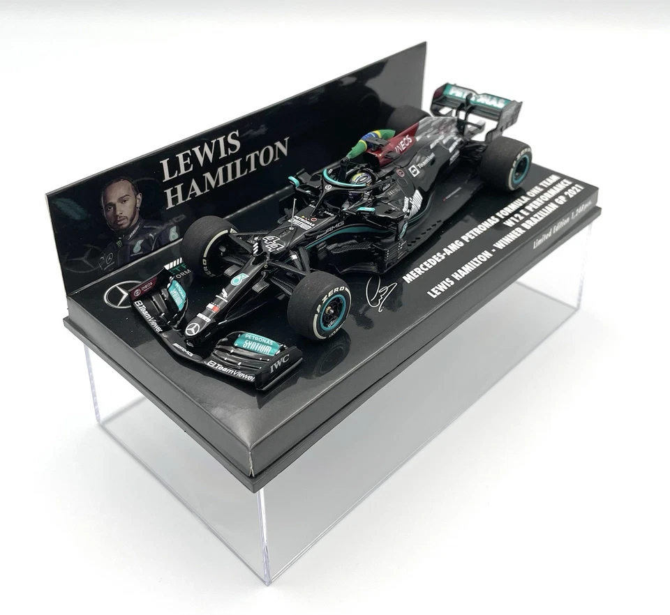 Minichamps 1:43 Lewis Hamilton Mercedes W12 Winner Brazilian GP 2021 flag - Image 2 of 4