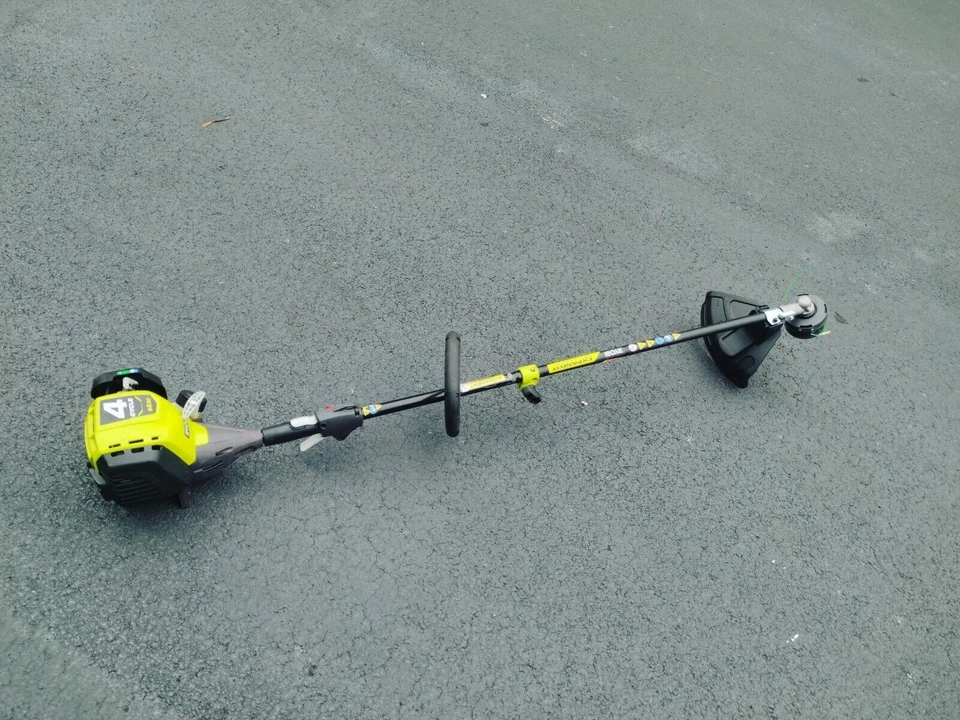 Ryobi RY4CSS 4-Cycle 30cc Attachment Capable Straight Shaft Gas Trimmer - Image 2 of 4
