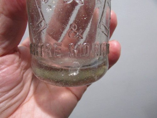 Antique Bottle RIVERHEAD & CENTRE MORICHES YETTER & MOORE - Picture 4 of 10