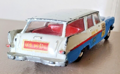 Corgi Toys Plymouth SPORTS Suburban Station Wagon Échelle 1:43 Ref. 219 | UK