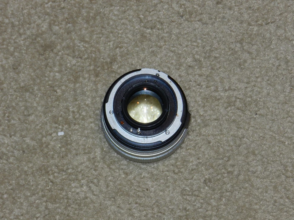 C.C Petri Auto-Aperture 55mm f/1.8 Lens Petri Bayonet Mount **PARTS** - Image 2 of 2