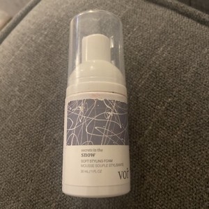 Voir Secrets in the Snow Soft Styling Foam 1fl oz As Pictured Free Shipping