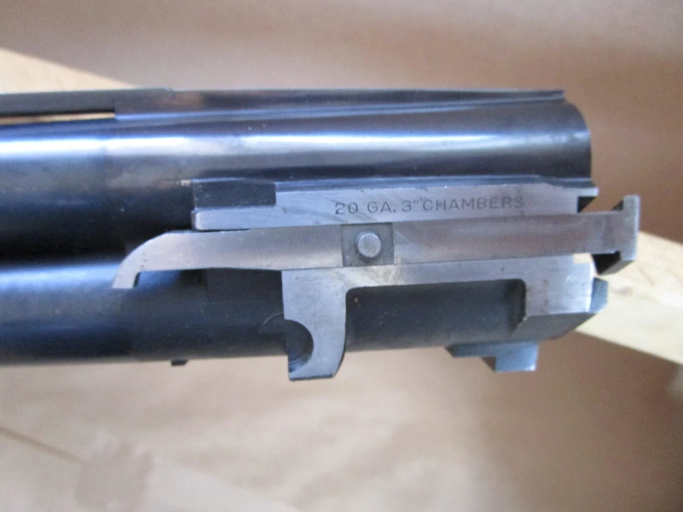 Ruger etiqueta roja 20GA 26 pulgadas SKEET sobre debajo de los barriles  Foto 4 de 4