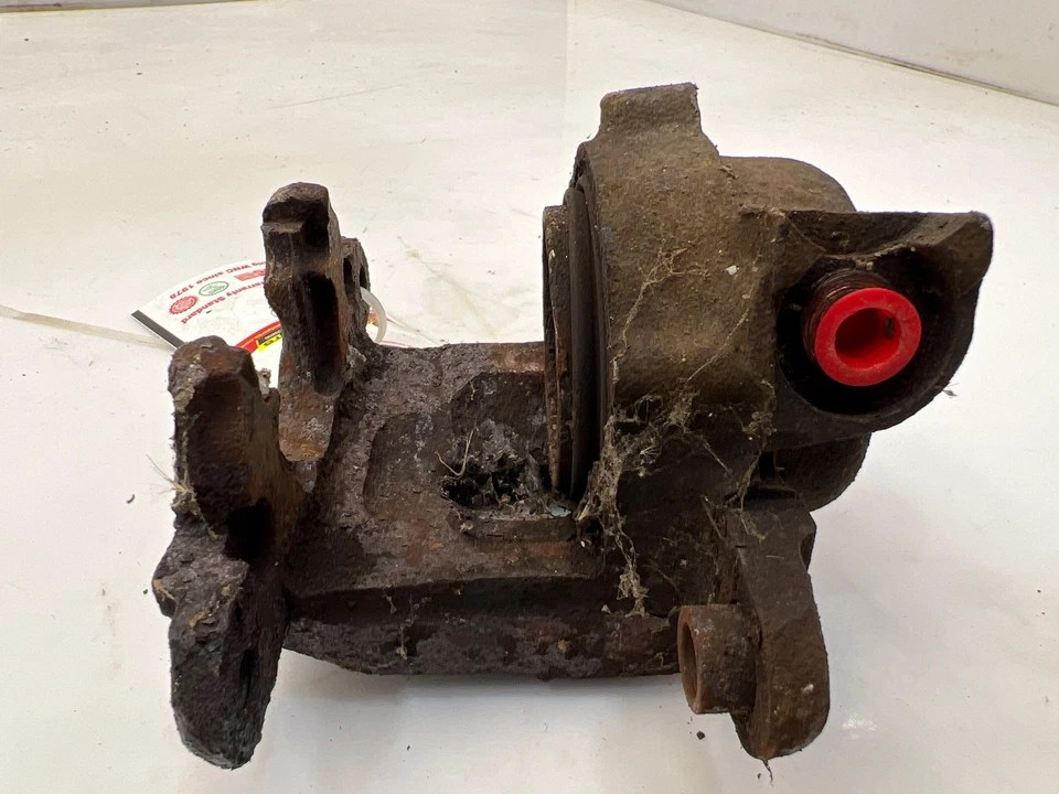 Front Brake Caliper RH Passenger Side Fits Century Camaro Malibu Grand Prix OEM - Image 4 of 4