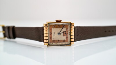 K337 Vintage 1940's Woman's Haste Wristwatch