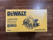Dewalt 7 1/4” Lightweight Circular Saw DWE575
