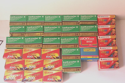 LOT VON 32 GEMISCHTEN ROLLEN 24-36 Pose Agfa Seagull Lucky Farbe siehe. BESCHREIBUNG
