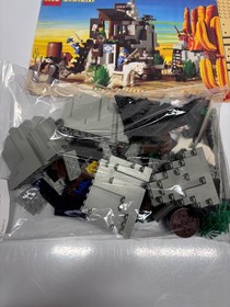 Lego Western 6761 Bandit's Secret Hide-Out Complete With Figs And Instructions