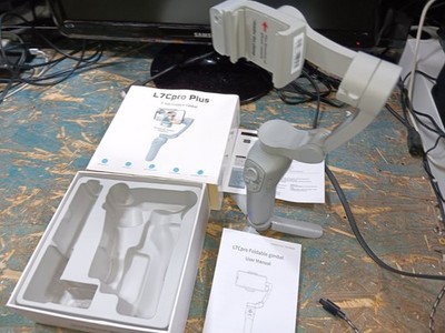L7Cpro Plus 3 Axis Foldable Gimbal-EXACT-GOOD CHARGING-TESTED-SEE ALL