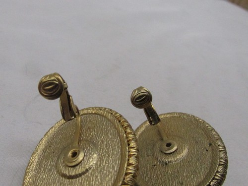 Sarah Coventry weiße Kunstperlen & goldfarbene ovale Clip-On-Ohrringe 1,5" #16B - Bild 5 von 6