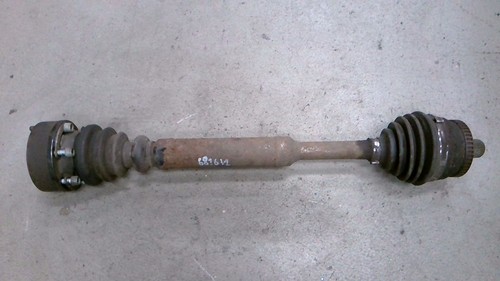 Antriebswelle Links VW Passat Variant 1.6 Bj 1999 3 B 2687160