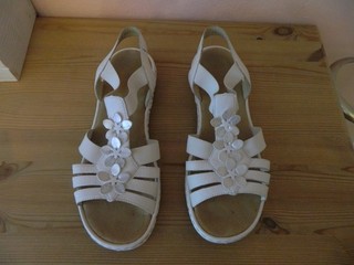 Schicke Damen Sandalen RIEKER Gr.39 gebraucht weiß TOP