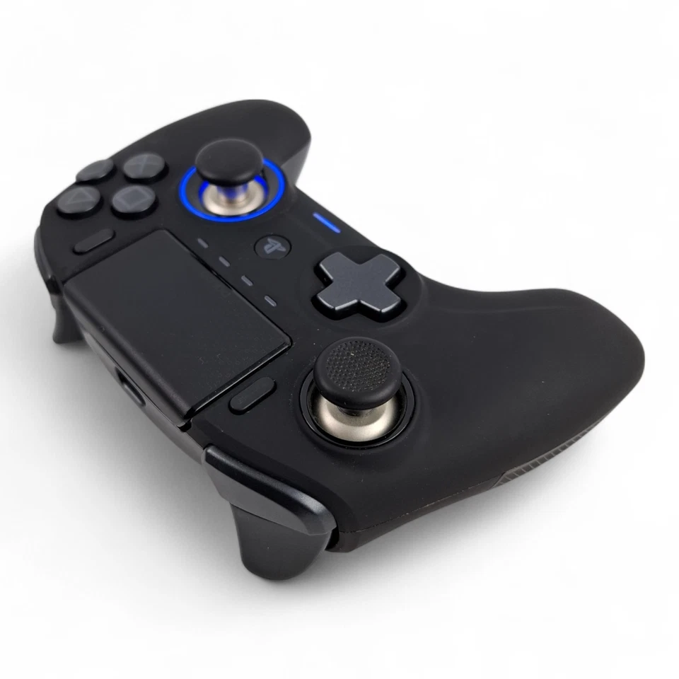 PS4 Controller NACON Revolution PRO CONTROLLER PlayStation 4 Game Controller - Image 3 of 4