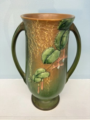 Tall, Beautiful Condition Roseville Pottery Fuchsia Green Vase 903-12