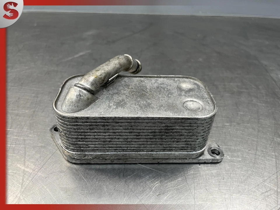 BMW 320I F30 2013-2016 2,0 L N20 XDRIVE MOTOR ENFRIADOR DE ACEITE INTERCAMBIADOR DE CALOR FABRICANTE DE EQUIPOS ORIGINALES Foto 2 de 4