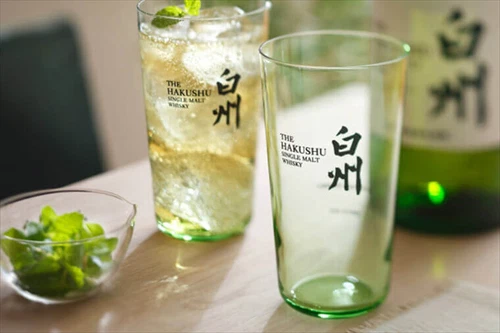 SUNTORY HAKUSHU Brand New Glass Beautiful pale green Not retail at stores　