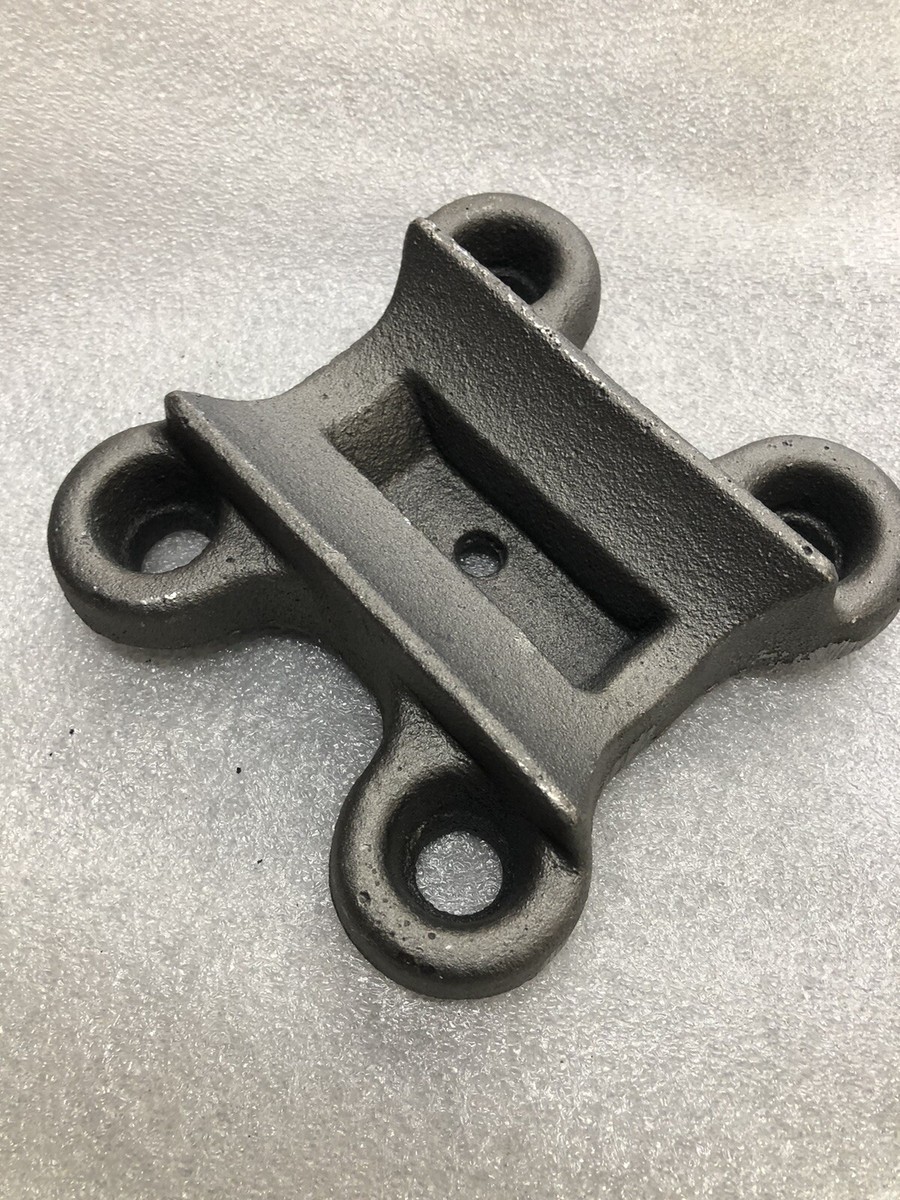 Willys Jeep Parts OMIX-ADA 18270.08 OMIX-ADA Leaf Spring Mounting