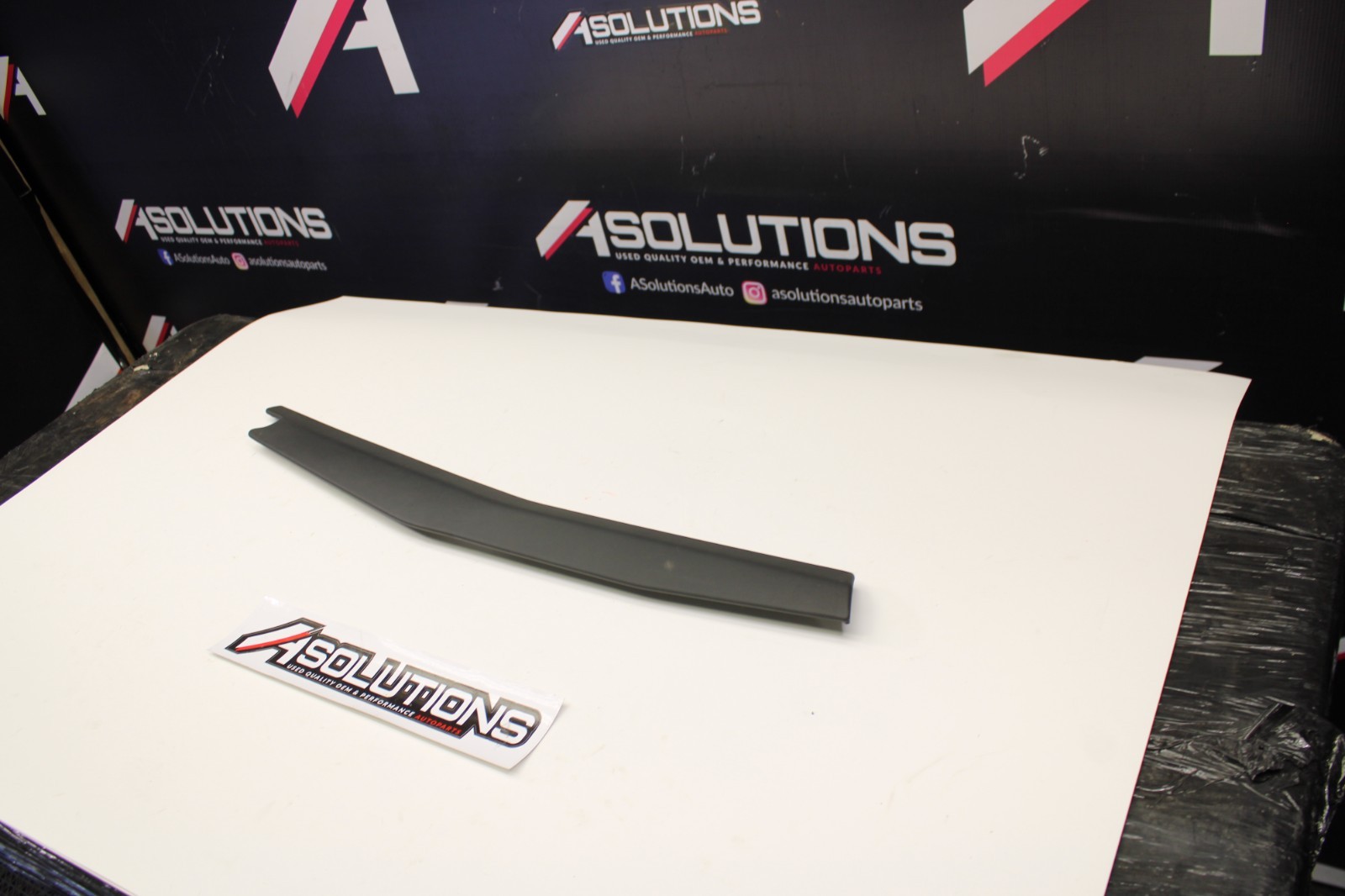 Lamborghini Huracan LP580 LP610 RH CNS Side Trim Panel OEM 4T0863488 QG8