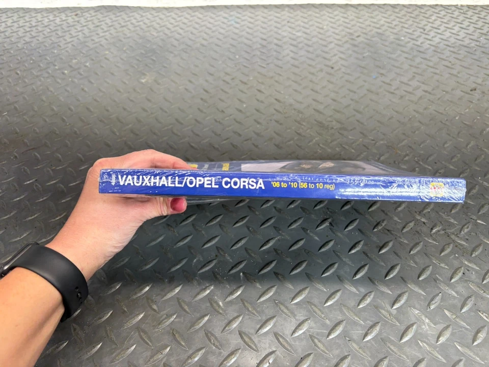 VAUXHALL CORSA  (2006 - 2010) - OWNERS WORKSHOP MANUAL - Image 4 of 4