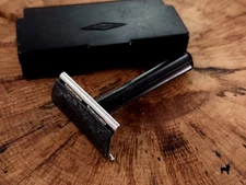 Gillette Bakelite Tech Vintage Double Edge Safety Razor