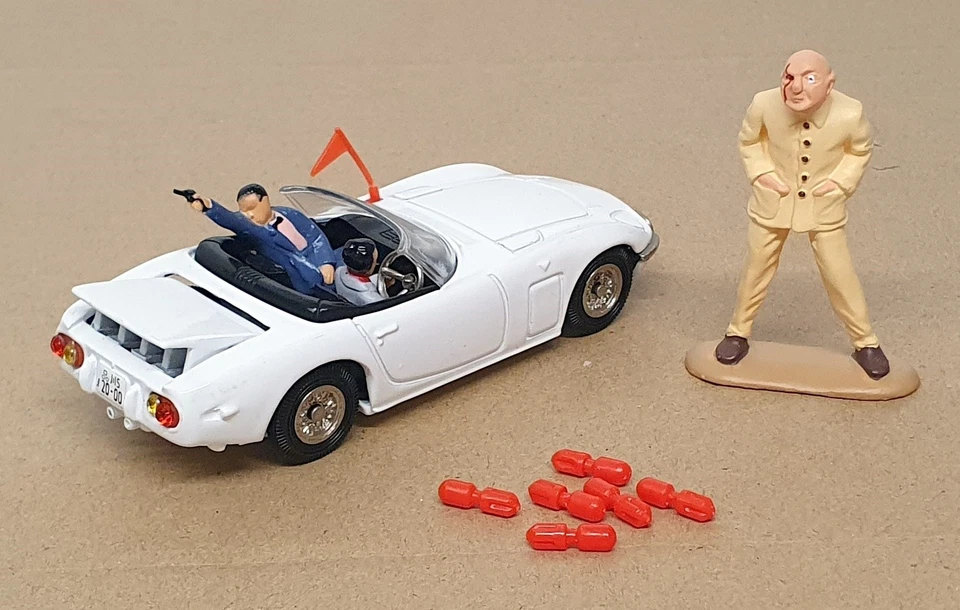 Corgi 1/43 Scale 65101 - James Bond 007 Toyota 2000GT + Blofeld Figure - White - Image 2 of 4