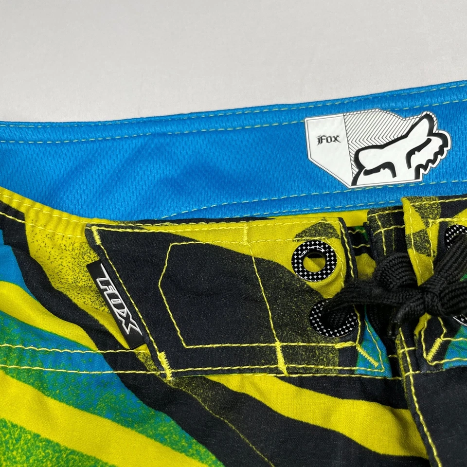 Baúl de baño FOX Board Shorts para hombre 28 negro/amarillo sin forro logotipo grande gráfico DEFECTUOSO Foto 3 de 4