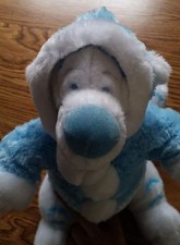 Winnie the Pooh Limited Edition Disney Store Exclusive White Winter Tigger Tiger