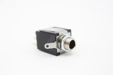 Electric / Acoustic Guitar / Amp Active Stereo / Mono 1/4" Active Jack - 9 leg 