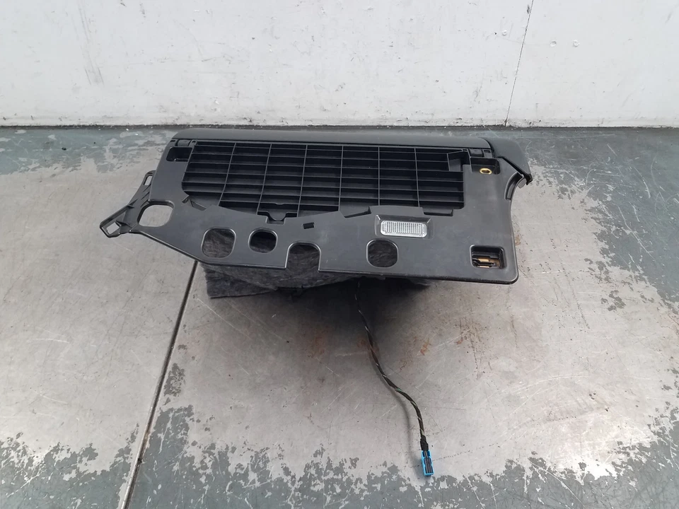 2013 Audi S4 Quattro B8 Glove Box #5394 J7 - Image 4 of 4