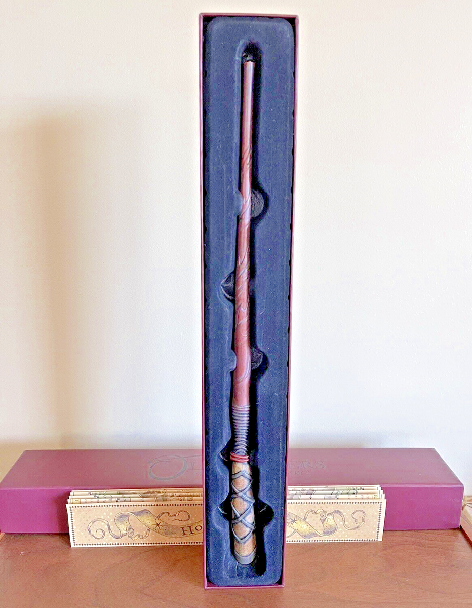 Universal Studios Wizarding World of Harry Potter Reed 12