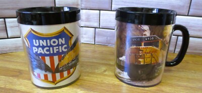 (2) Vintage Union Pacific Railroad THERMO SERV Kunststoff Kaffeebecher - Made in USA