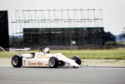 David Leslie Robinson Motorsport Magnum 833 Toyota R16 Silverston- 1983 Photo 1