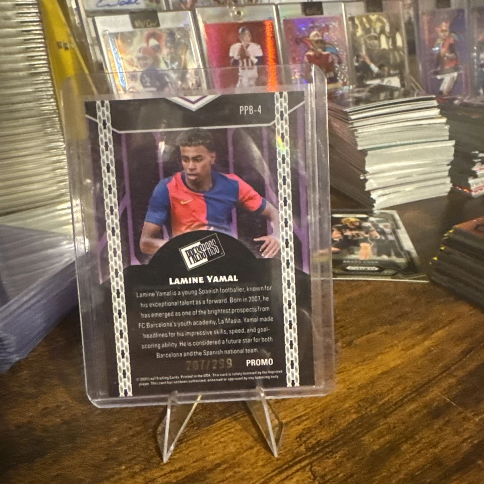 Press Pass Lamine Yamal rojo brillo 207/299 promoción Foto 2 de 2