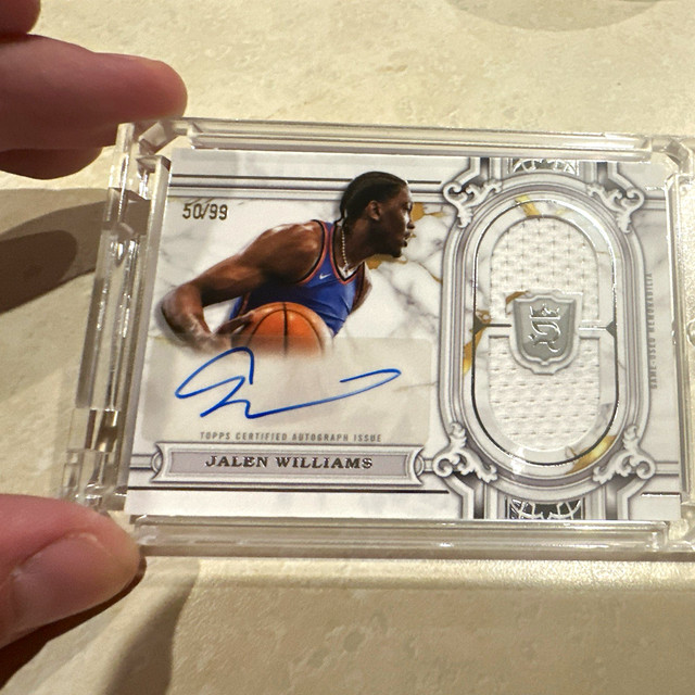 Topps 2023-24 Royalty Jalen Williams Regalia Relic Auto #RRS-JWI 50/99