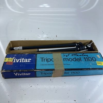 Vintage VIVITAR #1100 Universal Tripod 3 section Elevator with Deluxe Pan Head